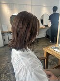 切りっぱなしボブ×ベージュカラー