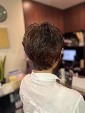 アンヌ キュビズムショートカット