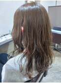 イルミナカラー ツヤ感ヌードベージュ