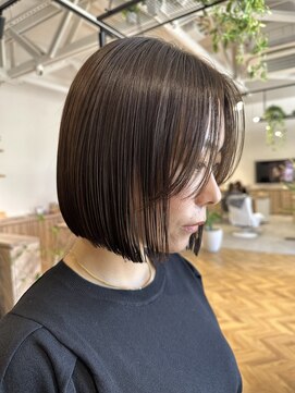 イエロ(yelo) ぷつっとボブ/髪質改善ストレート