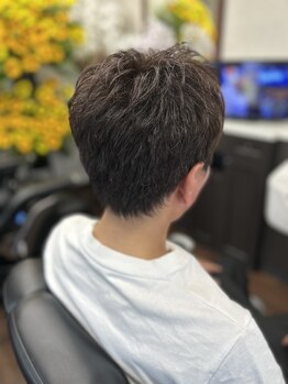 スタート(START)の写真/ 髪と頭皮を優しく労わる白髪染め。マンツーマンの静かな空間で、リラックスしながら大人の身だしなみを。