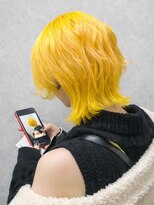 ミー 新宿(MII)&nbsp;イエロー/ブリーチ3~4回/ダブルカラー/髪質改善/縮毛矯正