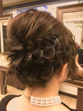 ヘアデザイン ヴォワール(hair & design voir) Ｗ編みアップ