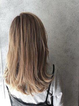 ヘアサロンエム 大宮東口(HAIR SALON M) 外ハネボブ/アッシュブラウン/ネオウルフ/デザインカラー
