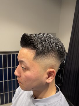 アントレース 東池袋店(UNTRACE) 池袋　サイドパート【メンズ/バーバー/理容室】