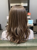 レナータ ヘア(Renata hair)&nbsp;アッシュブラウン