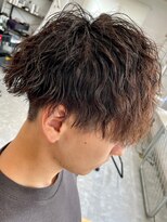 フゥ 宇都宮(FeU)&nbsp;波巻きスパイラルパーマツイストパーマメンズマッシュパーマ