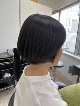 リブレ(LIBRE+hp) まとまるショートボブ