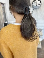 アクトゥス(AEQUITAS) イヤリングカラー×グレージュ