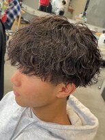 フィフス トウキョウ (fifth TOKYO) 渋谷緩めシャドウパーマ波巻きパーマツイストスパイラルパーマ