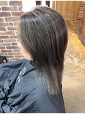 大人ボブレイヤーカットアッシュカラーダブルカラーおしゃれ女子