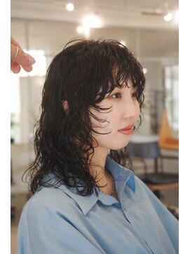 ツナグ(tsunagu) ミディアムレイヤーパーマ