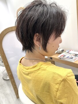 アドラーブル ココロ 新潟(adorable CoCoLo) ふんわりショートボブ透明感アッシュブラウン小顔ナチュラル