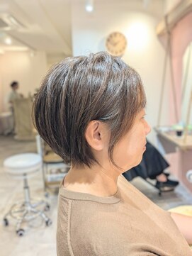 アットティー 金沢八景(at tee...) 丸みショート