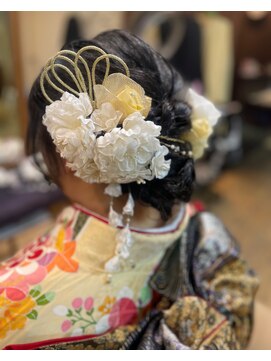 バグスドゥア(Bagus dua) 成人式2026 1.12大人ガーリー