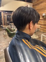 テントヘアー(tent hair) 清潔感とシルエットで魅せるメンズショート