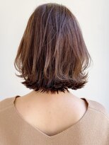 トゥーナ 表参道(tona) ミディアムレイヤー、外ハネボブ、グレージュ、脱白髪染め☆