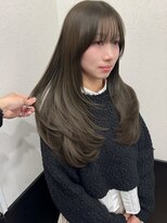 ラグナ(LAGUNA)&nbsp;オリーブベージュ/ロングレイヤー/ブリーチなし/20代/30代