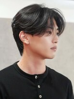 エイル 北堀江(Eir)&nbsp;センターパート  カルマパーマ  毛流れ　前下がり