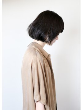 ホワイトルーム(White Room) ナチュラルボブ＋スモーキーアッシュ