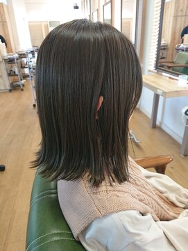 ニージ(Ni-ji) 切りっぱなしロブ