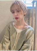 大人かわいい小顔前下がり丸みショートボブ