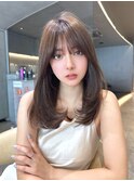 リフトレイヤー センターパート ブリーチ縮毛矯正 ヨジャドル20
