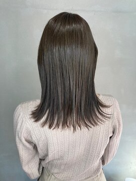 フェアリーテール 高坂店 切りっぱなしミディアム