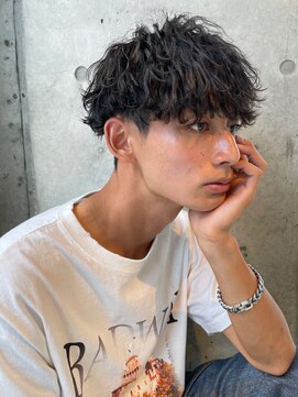 フィフス(fifth) ツイストスパイラルパーマツイストパーマ波巻きスパイラルパーマ