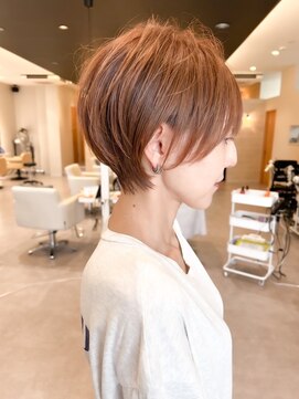 シシ 大宮(She 2.) ショートボブマッシショート/前髪/イメチェン/グレージュカラー