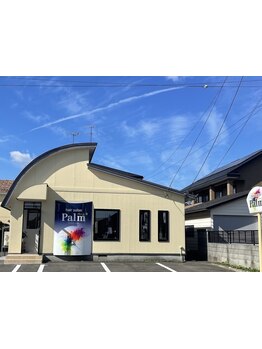 《全身リラックスできる特別空間♪》ヘアのお悩みを解決し、髪に栄養を与える施術でいつまでも若々しく！