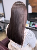 アオゾラヘアーナ ミキザカ アンド パレード(AOZORA HAIR namikizaka＆parade) カシスブラウン ストレート 艶髪 切りっぱなし 20代 髪質改善