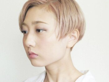 ボックスサロンアンドカフェ(box. SALON and CAFE)の写真/【阪急高槻市駅2分/Cafe併設】どこか軽やかなショート・ボブスタイルが好評♪あなたの理想の仕上がりに◎