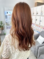 エルフ(elf)&nbsp;大人可愛い ふわっと内巻きミディアム/インナーカラーベージュ