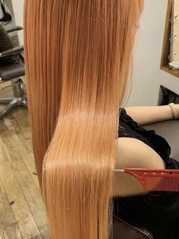 リコモ 上野御徒町(LikkleMore)の写真/≪オージュア取り扱い≫ダメージが気になる髪を徹底ケア★潤い補給でパサつきや広がりをしっかり改善◎