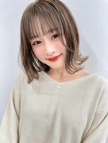 サンドレオ 新宿店(sand Leo)&nbsp;ミディアムレイヤーカット/オリーブグレー/韓国風/小顔前髪/新宿