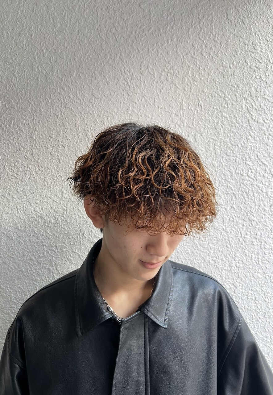 ［メンズ限定］カット＋波巻きパーマ／ツイストスパイラル/\9,000