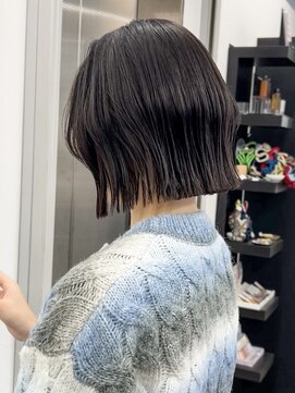 ニコ(Nico) 【Nico】佐藤有華／結べるボブ／ダークブルー／切りっぱなし