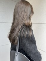 ヘアーアイストゥーレ(HAIR ICI TRE) ロング ベージュ オリーブ 大人 髪質改善 担当阿知波