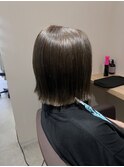 切りっぱなしボブ/オリーブブラウン
