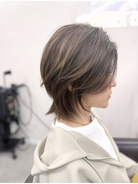 テラスオブベル(TERRAS of belle) くびれレイヤーウルフボブ