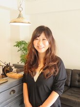 ヘアアンドメイクカロコレ(hair&make Caracoler) 谷口 美香