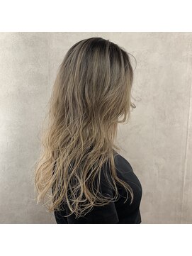 マッシュ アドベ 八戸ノ里(MASHU ADOBE) ハイトーングラデーション