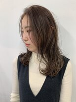 フィル(fil)&nbsp;セミロング／シアーベージュ