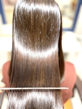 シャルマン 六町(CHARMANT) 髪質改善トリートメント☆