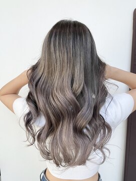 ステア ケース(stair case) バレイヤージュ