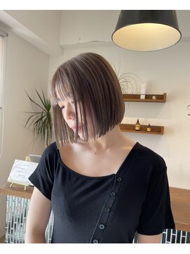 ドレス(DRESS) ハイトーンボブ