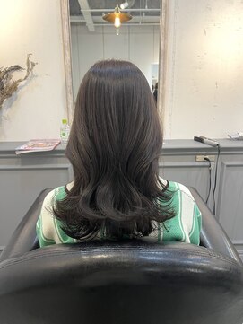 ラム(L'am) オリーブグレージュ/グレージュ/くすみグレージュ/透明感カラー