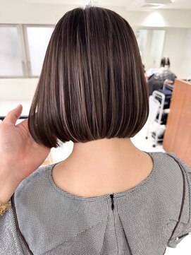 ジルブラン 横浜関内(JIL BLAN) ハイライト白髪染め白髪ぼかしショートボブレイヤー40代横浜関内