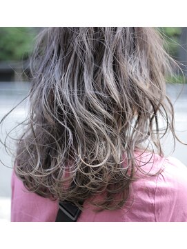 バローチェ 大阪 堀江(Barouche) 【Barouche】　グレイッシュ　グラデーションカラー